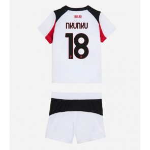 AC Milan Christopher Nkunku #18 Replika Bortatröja Barn 2025-26 Kortärmad (+ Korta byxor)